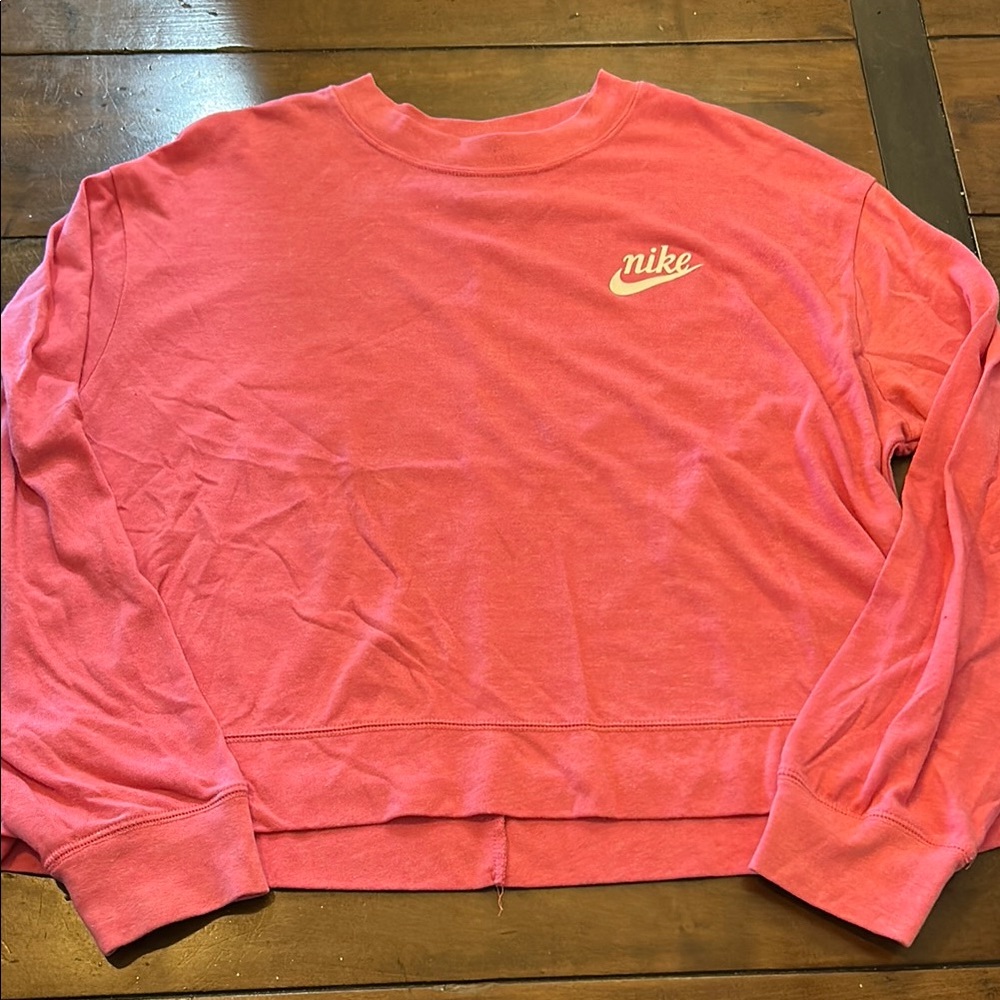 Nike Woman’s Cropped Coral Crewneck Sweatshirt
